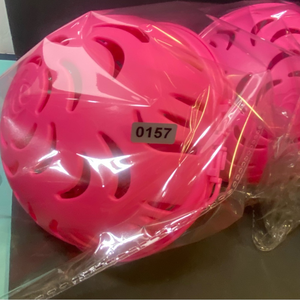 Pink Laundry Ball Set for Bras - Picture 5 of 7